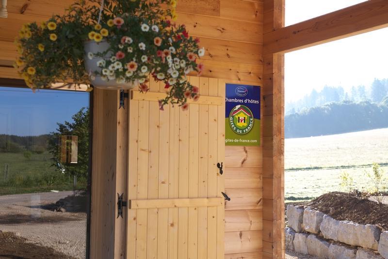 Chambres D'Hotes - Les Dolines La Chaux  Buitenkant foto
